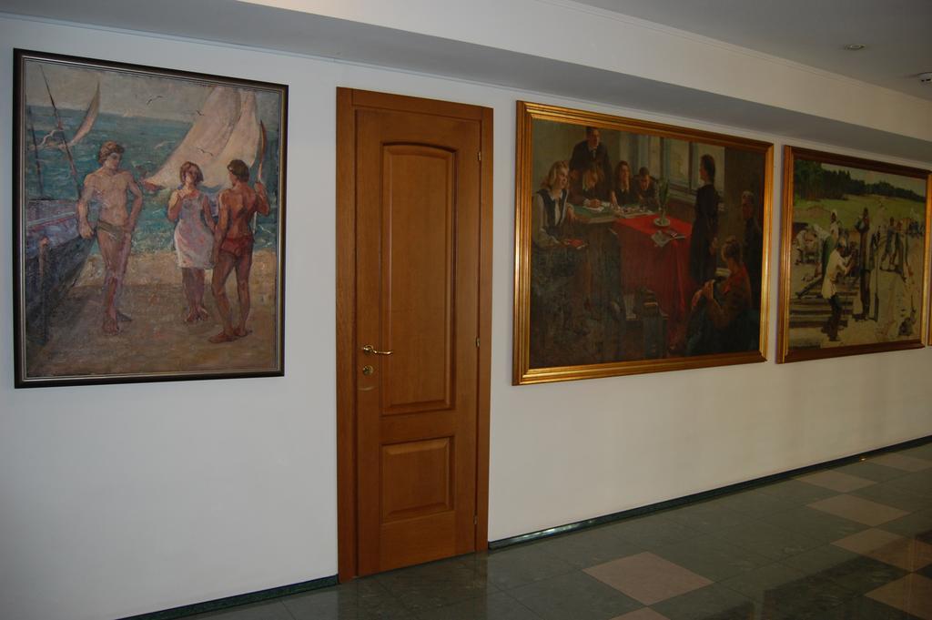 Art Hotel Academy Dnyipropetrovszk Kültér fotó